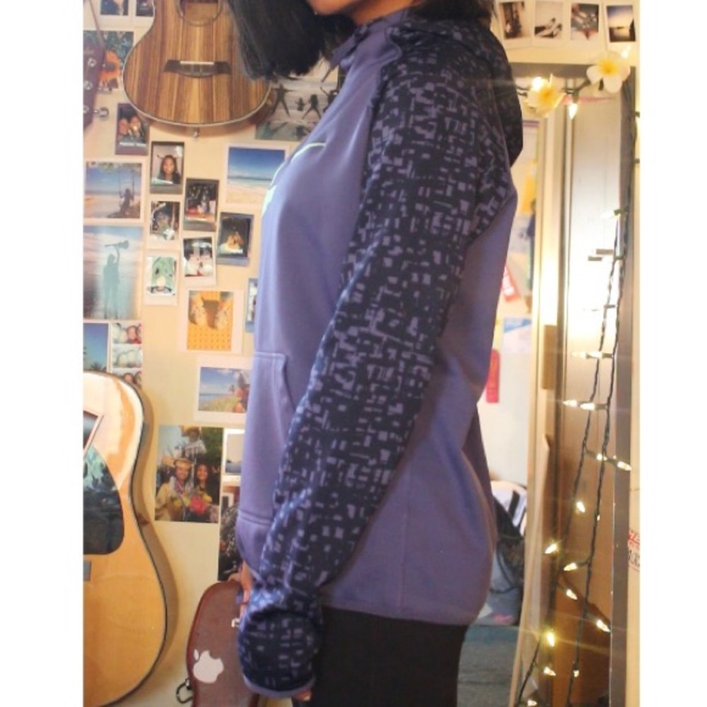 Purple Nike Dri-Fit Sweatshirt - Picture 4 of 7